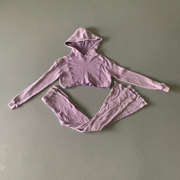 Matching set - Picture 1 of 1